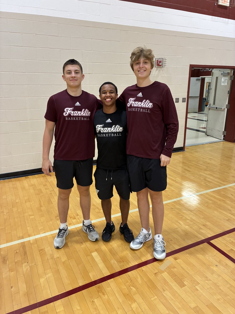 wcsFHSLadyHoops's tweet photo. Franklin Basketball kids camp! Packed with learning, playing, and having fun. We are proud of our future Admirals 🏀⚓️ part 3
@wcsFHSHoops https://t.co/2Csrp9GUkt
