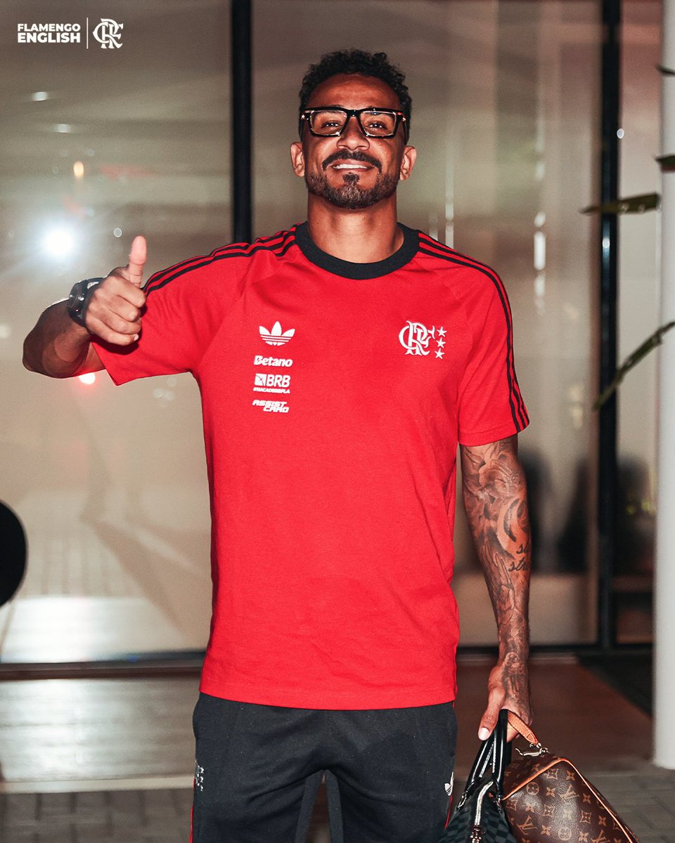 Flamengo_en's tweet photo. A bit of Danilo for your feed 👓 https://t.co/tEyBOgkGNv