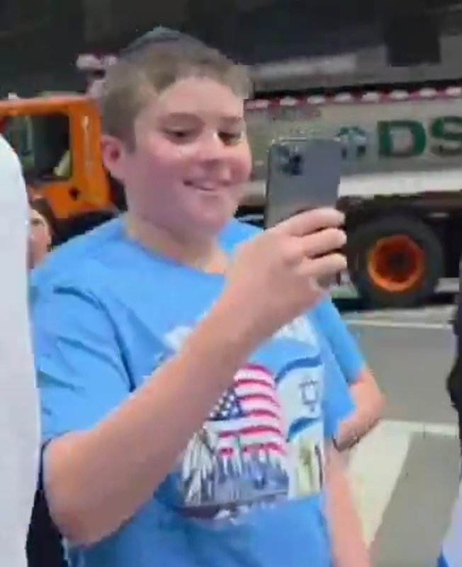 BaalJolani's tweet photo. Noble descendant of Jacob smiles after tricking the Goyindian into fighting for him https://t.co/wpyCnXets7