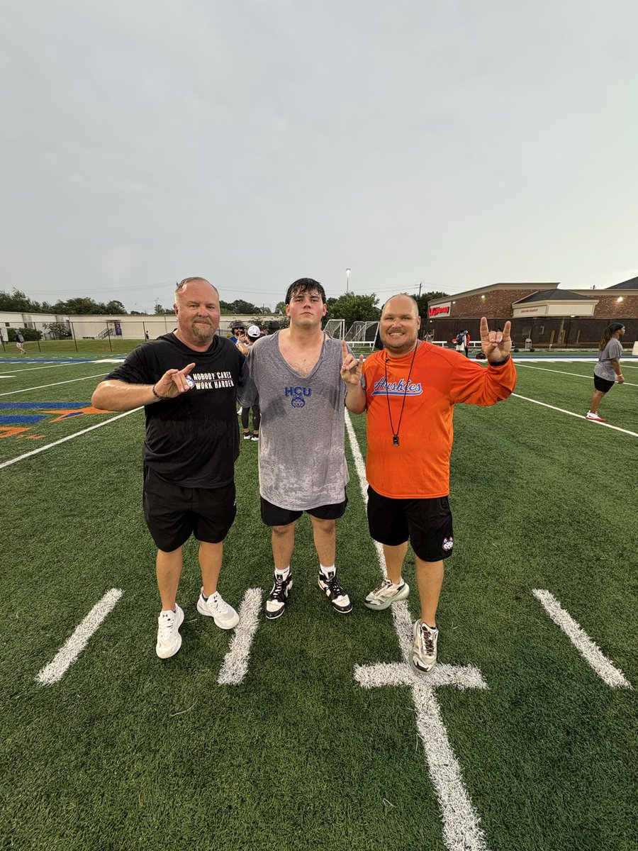 lucbroussard15's tweet photo. Had an amazing camp yesterday at HCU! Thank you @coachwilkerson for inviting me out and allowing to meet the staff and compete! Thank you @CoachFraney for helping me improve my craft and looking forward to staying in touch!
@CoachA_Moe @pushthepocket @draftjm13 @leemattingly1 https://t.co/n68dsOiAiM
