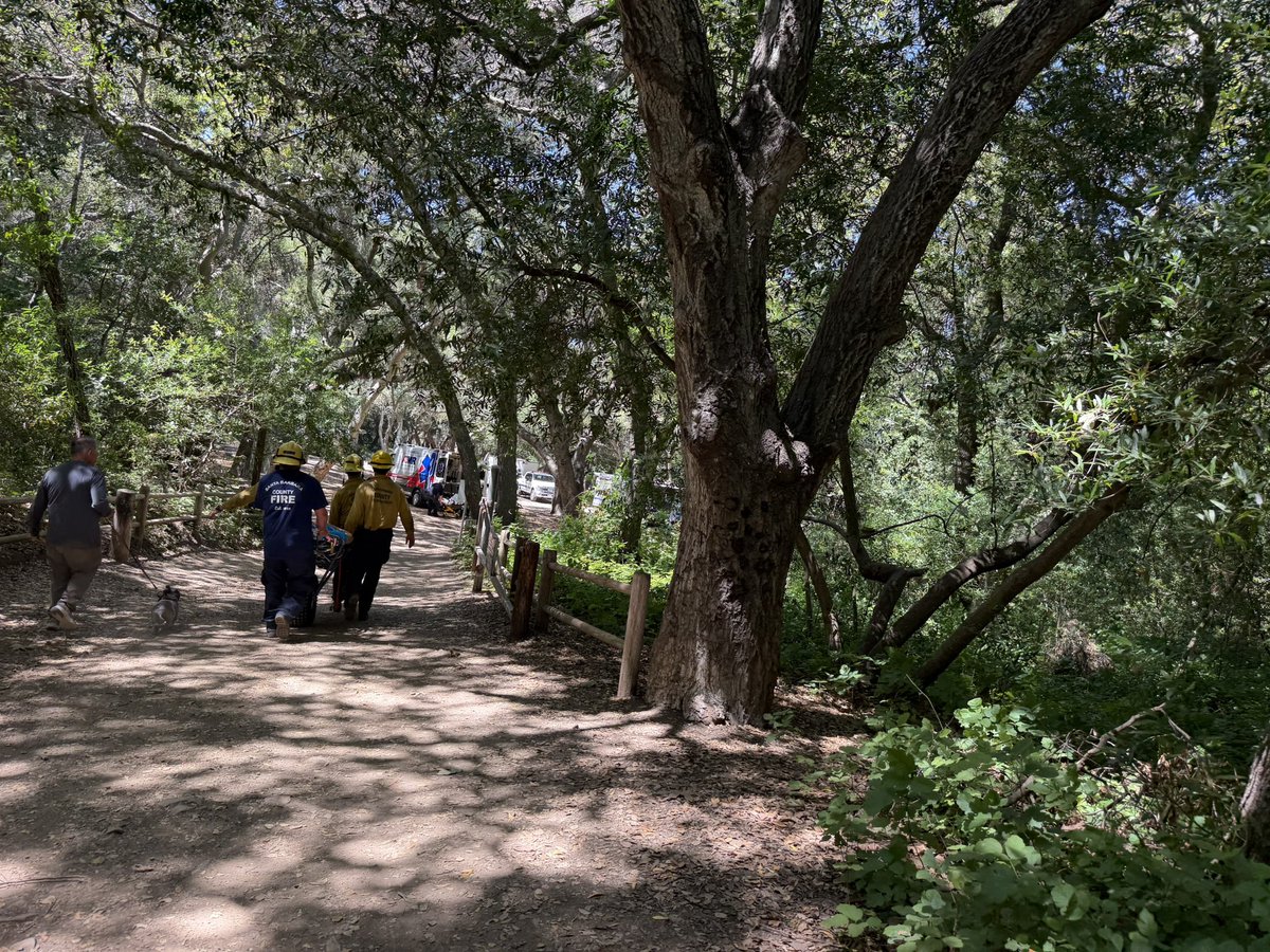 SBCFireInfo's tweet photo. Update: @sbcfireinfo crews responded to Nojoqui Falls in Goleta regarding a hiker in need of medical assistance. The patient, a 60-year-old female, sustained minor injuries from a mechanical slip and fall. She has been safely transported via ground ambulance to Santa Ynez Cottage Hospital.
We appreciate the quick response of our personnel. The area is now clear.
#SantaBarbaraCounty #HikerSafety