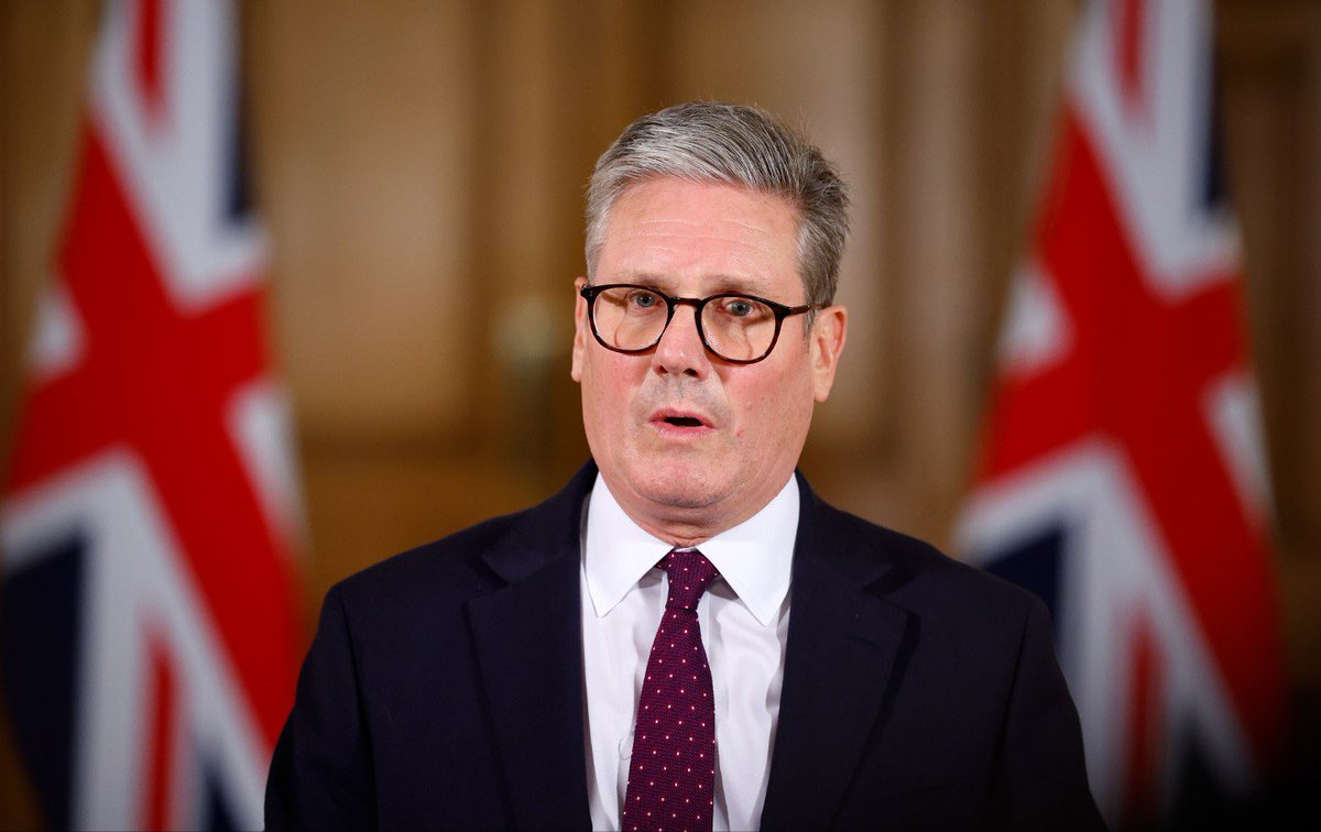 all_outside's tweet photo. Fuck the British people. As long as no one thinks im racist i dont give a fook. 💩💩💩💩💩💩💩💩💩💩💩💩💩💩💩💩💩💩 https://t.co/Bok6McoYGt
