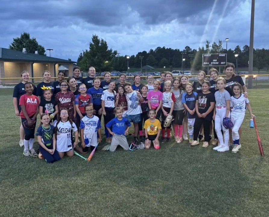 ALALexAthletics's tweet photo. We had a great turn out of future Lady Patriots for this year’s summer camp. Thank you to everyone who made this week’s camp a huge success. 

#BuiltForBattle https://t.co/GhT4MWUiDR