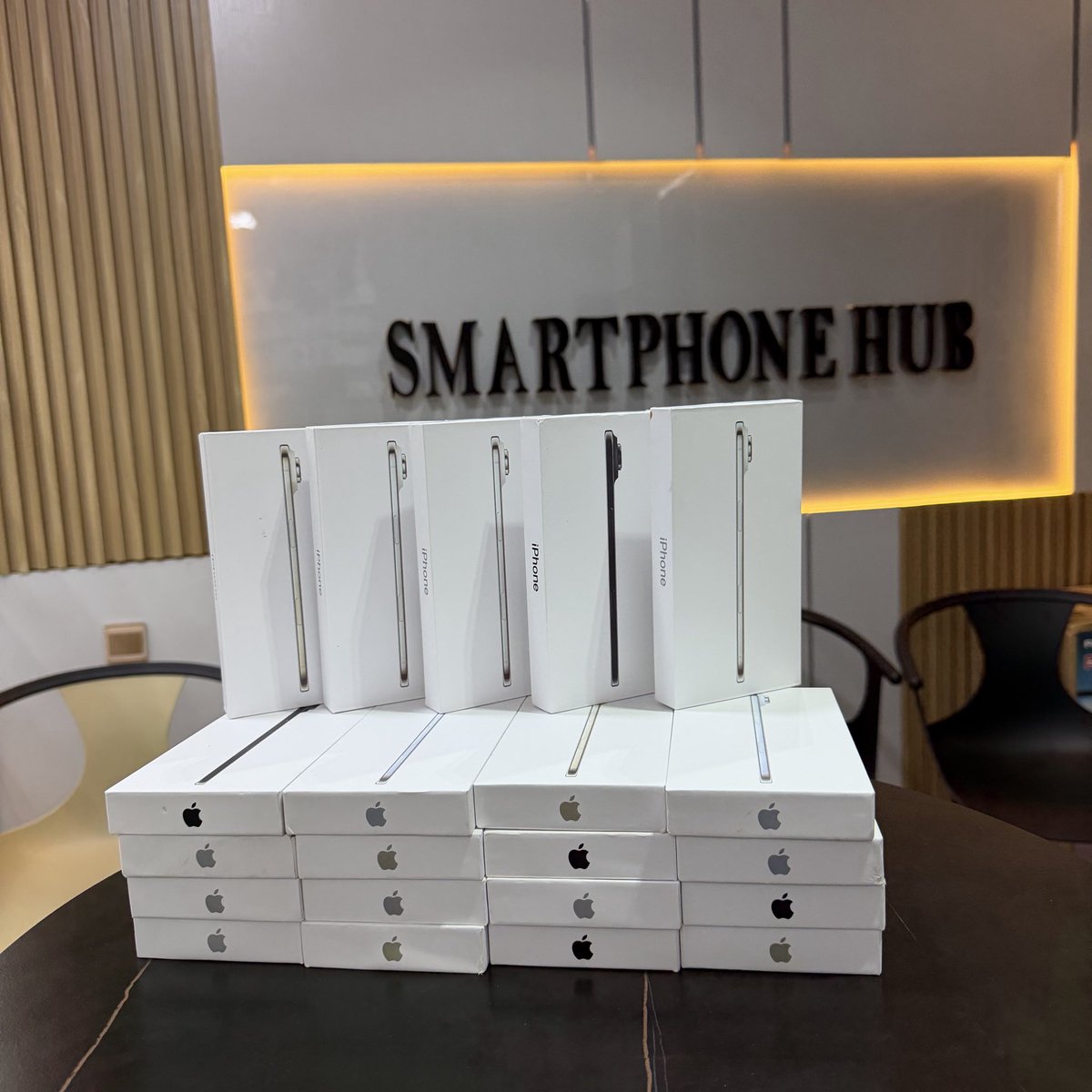 smartphonehub2's tweet photo. iPhone Air , active stock 

256gb : N1,150,000
512gb : N1,300,000

To  order : DM/Call/Whatsapp: 08038143431||09082355544||07043880714   

Visit us   
118 aba road , opposite Polaris bank , along garrison flyover , Port Harcourt!!   

Mabel and Albert Plaza , 46 Okporo road , artillery , Port Harcourt !!