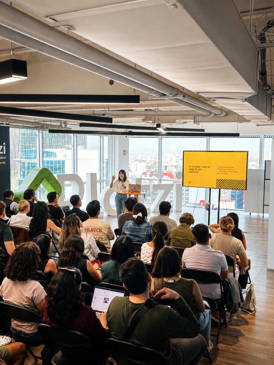 platzi's tweet photo. Reunimos a la comunidad en CDMX para el Claude Meetup For Education🧡💚
Una tarde con líderes de L&D, People y Talent Development.para hablar de cómo la IA está cambiando la forma de aprender, enseñar y construir con Claude.

Gracias a todos los que llegaron a compartir ideas y seguir aprendiendo juntos.