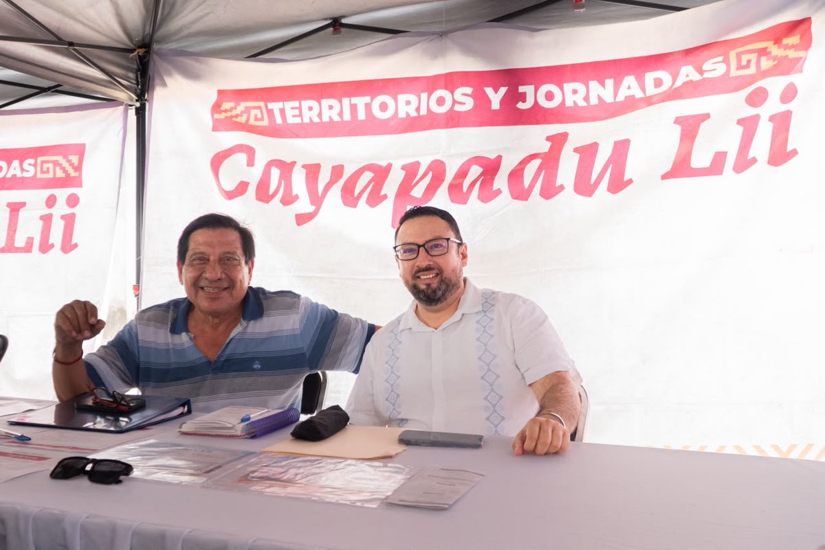 SEMOVI_GobOax's tweet photo. Nuestra secretaria, @Yes_Nolasco, asistió a la inauguración de Territorios y Jornadas Cayapadu Lii, encabezada por el secretario de Gobierno, @jesusromerooax, como parte de las acciones del Plan Juchitán por la Paz. https://t.co/8UUNxMizZV