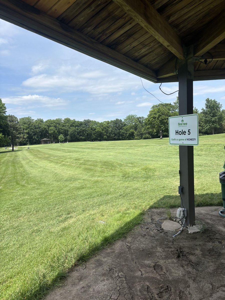 FredFrontflip's tweet photo. Shooting scores in places that you can definitely afford https://t.co/IQKA7tRp4z