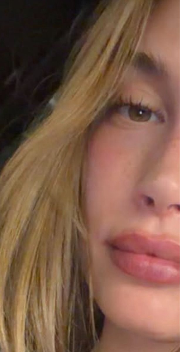 perfectstyles91's tweet photo. Hailey is boring ? https://t.co/E5q2ral5jB