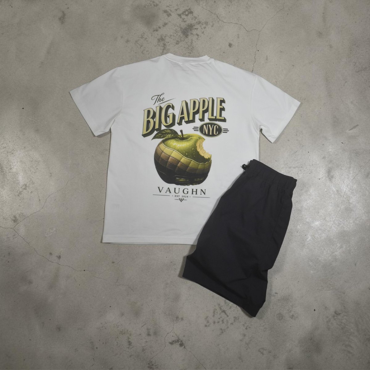 VJNicholls's tweet photo. Few new bits online 🤌

https://t.co/PpRxtRKF96 https://t.co/wzunT5zDgr