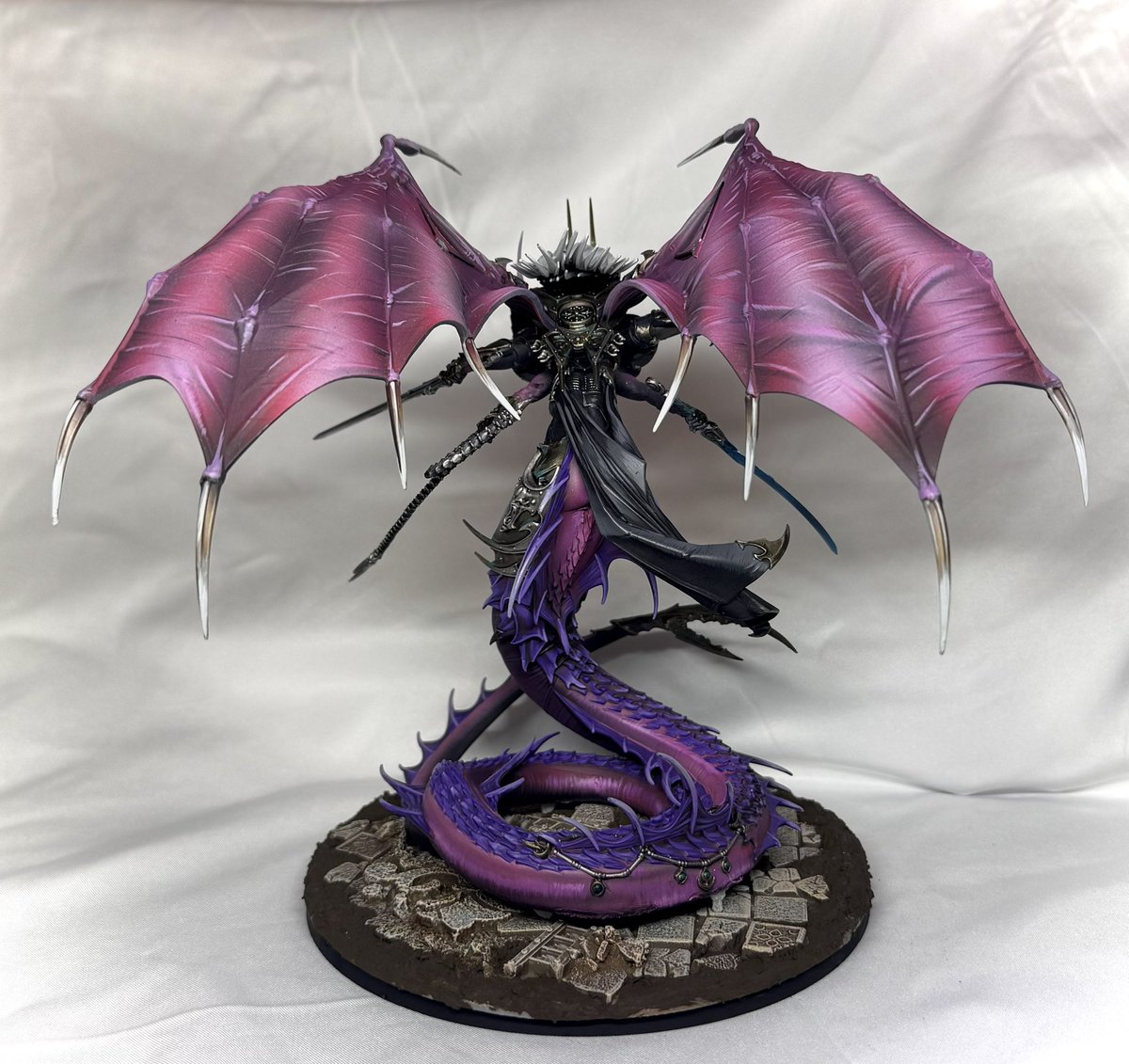 JockPaints's tweet photo. Now finished a big emperors children commission for a client! https://t.co/oglzfn6Pmr