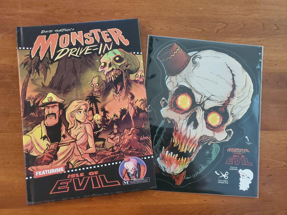 MesyComics's tweet photo. I rolled the dice on this book and backed the current Kickstarter by @DavidHartmanArt and I couldn't be happier. The attention to detail, fake ads, etc. are a fun touch. Even the packaging was top notch. Looking forward to the rest of this series. Just a fun read! https://t.co/4rJX9tGV3B