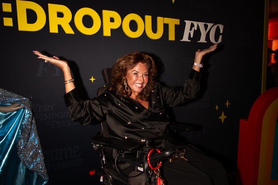 PoppedNews's tweet photo. ‘DANCE MOMS’ star Abby Lee Miller stuns at Dropout’s Emmy FYC event for ‘GAME CHANGER’ and ‘VERY IMPORTANT PEOPLE.’ https://t.co/mZfPVXKMqG
