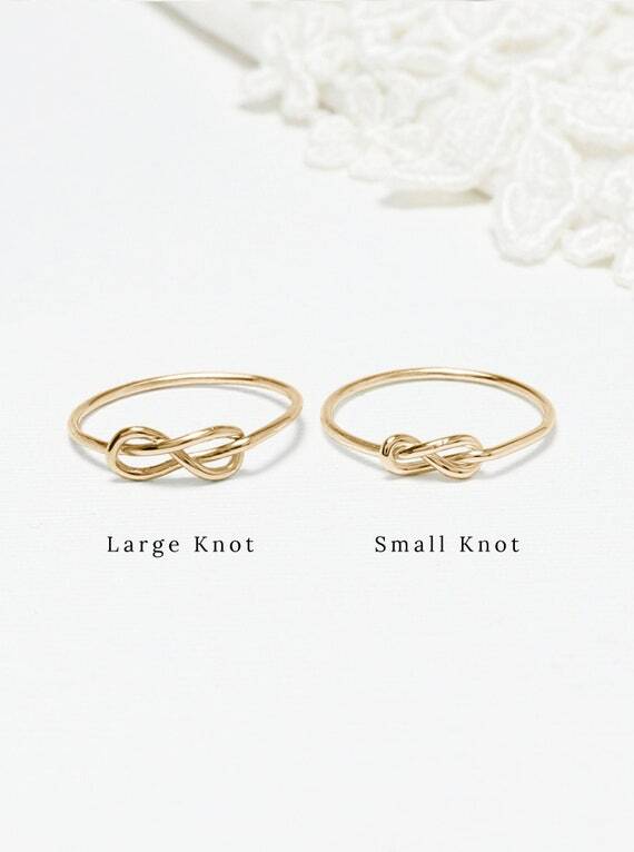 byJoeHanLee's tweet photo. Just purchased by an irresistible! π #stackingrings, #goldring, #goldrings, #thinring, #thinrings, #baguefemme, #ringsforwomen, #thumbring, #simplering, #jewelrygifts, #pursuehappy #etsy https://t.co/L0Ha3QdvAl