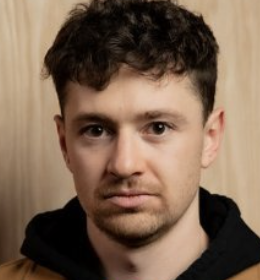 mert's tweet photo. @cypherpunk @ericyakes rather be bald than resemble a doublechin goblin with pubes on his head tbf https://t.co/rt7rq35kfU