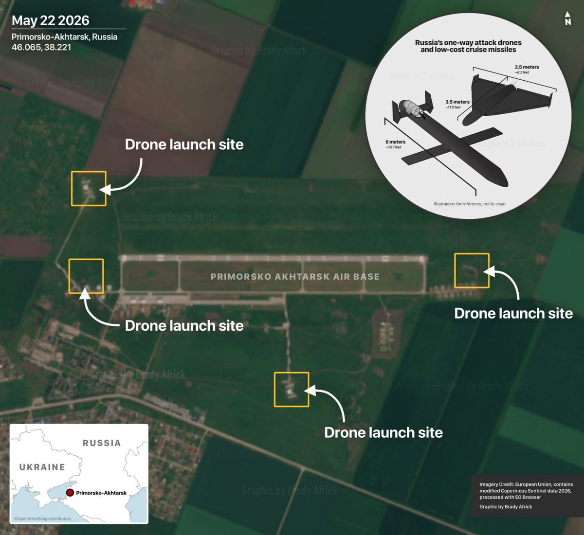 SU_57R's tweet photo. 🇷🇺🇺🇦 The Russian Primorsko-Akhtarsk airbase appears to be expanding its drone launching platforms to accommodate the new Geran-5 drones. 

Satellite imagery shows new launch platforms and storage sites being built on the territory of the airbase. https://t.co/HAPYcuBvxk