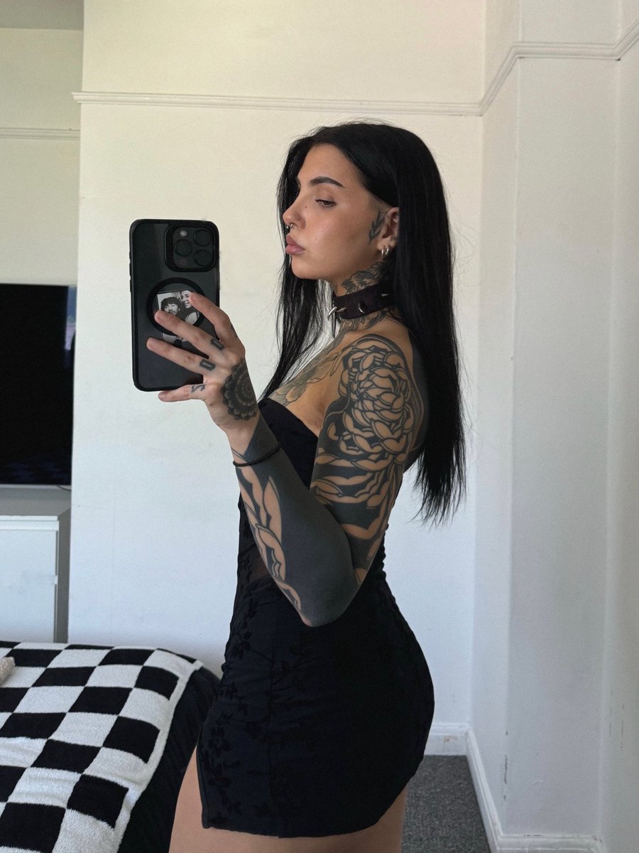 hard_whipp's tweet photo. I have no outfits for download festival🥲 https://t.co/ZbEKubxOzn
