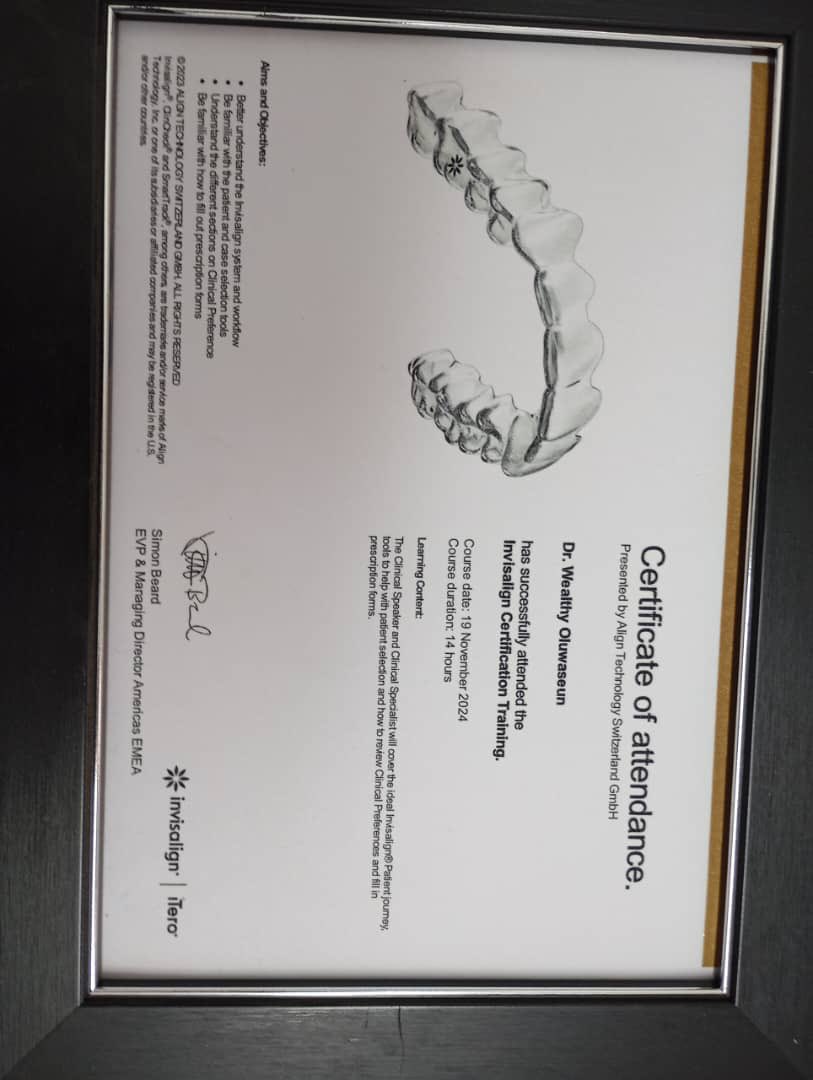 Alawiyeayee's tweet photo. This said person is impersonating to be a doctor with certificate of Bachelor of Dental surgery degree from @uniport faculty of Dentistry. A petition was submitted against her to authority in 2023 but no action was taken. We can’t continue like this in this country. RT plsss https://t.co/I5XQlWGw2s