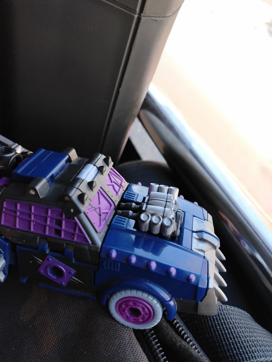 M0torgrease's tweet photo. Pocket Transformer for Emotional Support https://t.co/3KsDSUpJyi