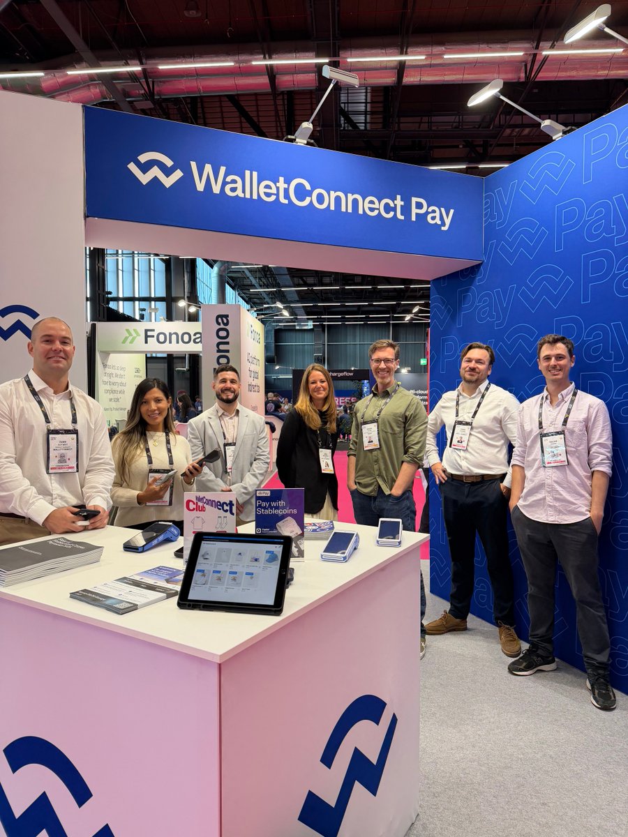 WalletConnect's tweet photo. Day 2 at @money2020

> our CEO, CRO, growth team, and head of product with a special guest on the Payments Pulse @sytaylor

> WalletConnect bags flying off the rack! @pedrouid showing @siannie how quick and easy WalletConnect Pay is.

Final day tomorrow.

Find us in Hall 5. https://t.co/19wKzeBW6z