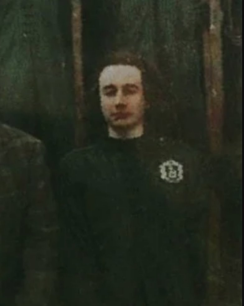 arlie 🌧️ watching cr2 tweet media