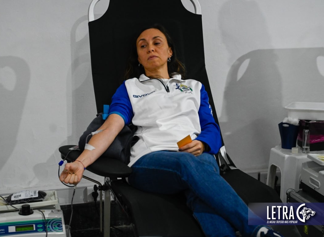 LetraG's tweet photo. 💙 SE REALIZÓ LA COLECTA DE SANGRE TRIPERA  

En el 139 aniversario, hinchas del Lobo se acercaron al Estadio Juan Carmelo Zerillo para participar de una nueva jornada solidaria que ya es parte de la identidad gimnasista. 👇 

🐺 https://t.co/koeX2HMXwc 

#GELP #CGE 🔵⚪️ https://t.co/IM71ecNUwV