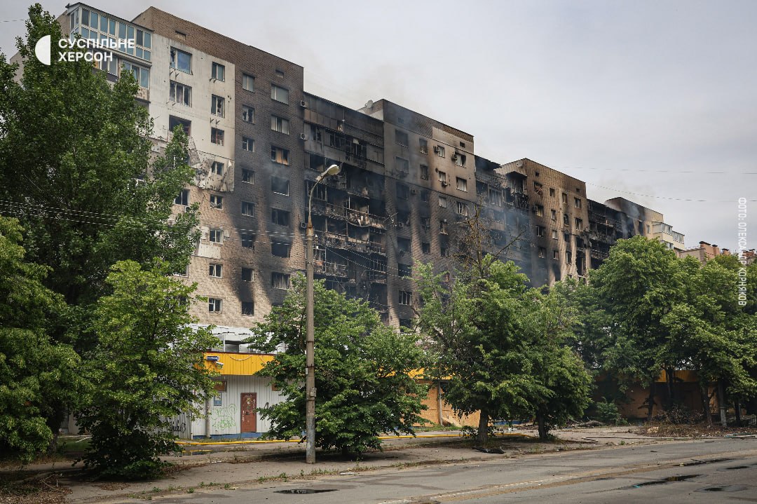katologic's tweet photo. I'd love to talk about The Knicks, World Cup and strategy, but I have to talk about Kherson, Ukraine because no one else is 
this is just 2 hours away from my hometown, today, and ordinary evil russians destroy this city daily 
some zones are called "human safari" https://t.co/yR0IfzANpM