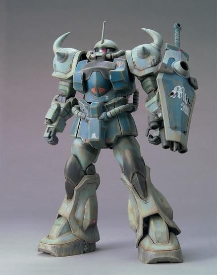 zaku_oji3's tweet photo. プレバン始まって最初に出たヤツは完成見本みたくウェザリングが施されて無い！ってお客様センターに文句を言うヤツがマジでいたって聞いて唖然とした当時 https://t.co/HvMRrQOxnl