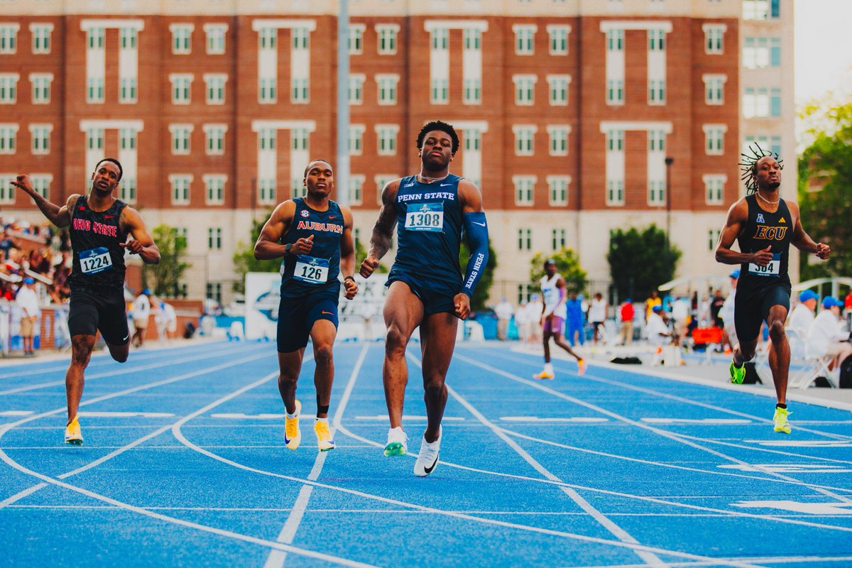 PennStateTFXC's tweet photo. Heard it was Global Running Day ๐๐
#WeAre | #PSUTF https://t.co/QYmEF1s2Q0