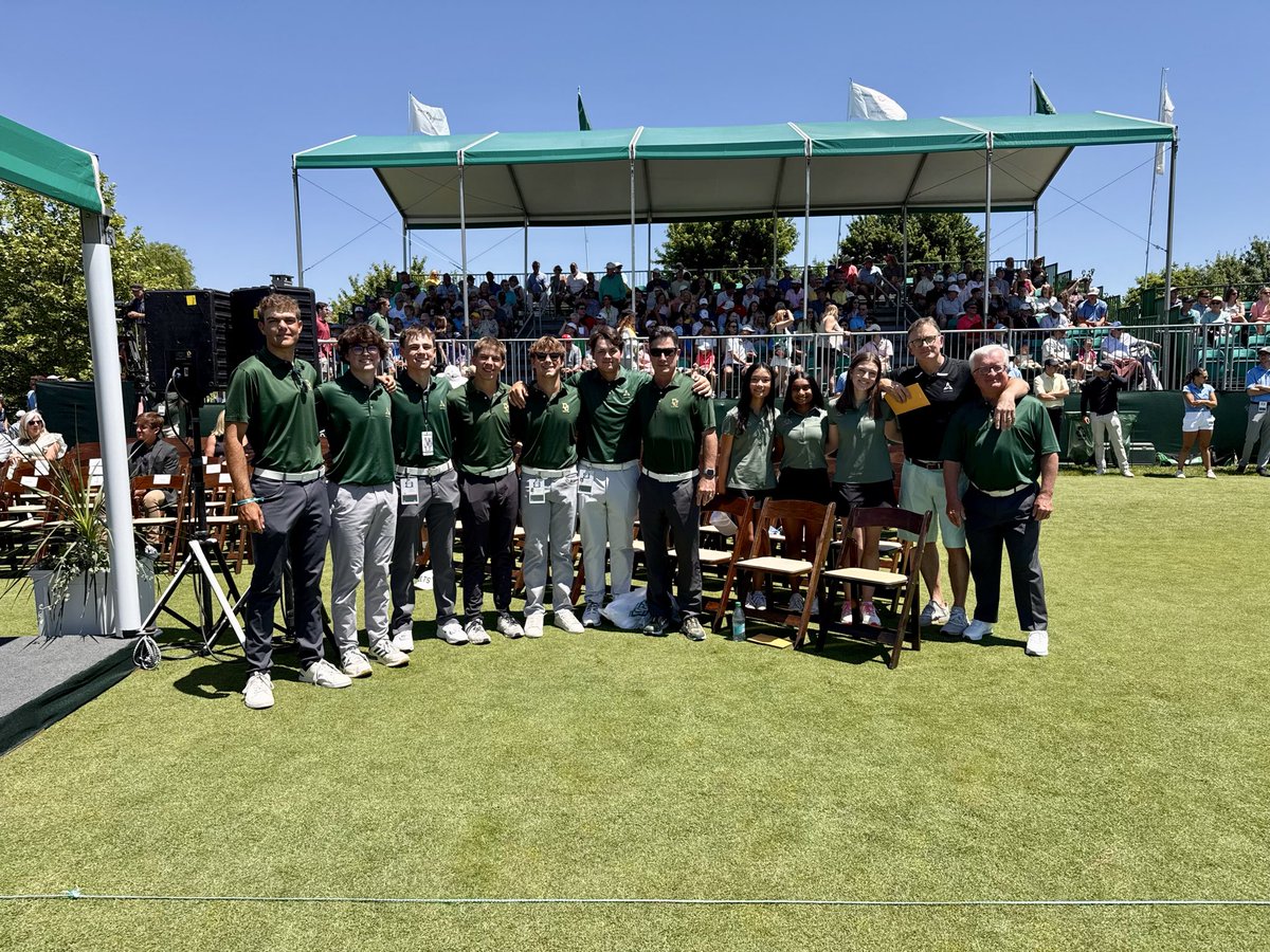 DJHSGolf's tweet photo. So incredibly grateful for today. Lifetime memories for the boys. Thank you to @jacknicklausII and his staff and @MemorialGolf for honoring our team. https://t.co/qz3AtfG0zj