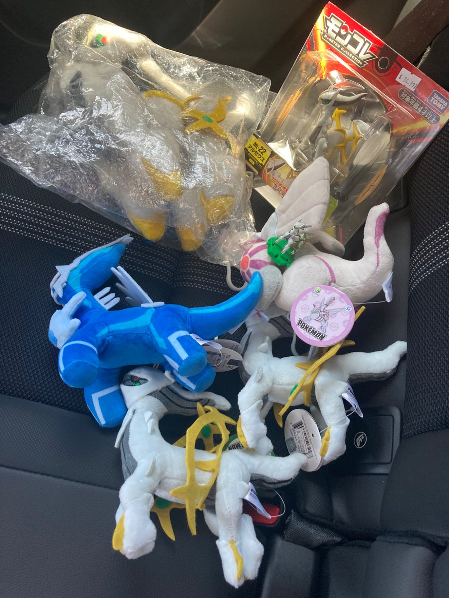 Carni_Cal's tweet photo. What? What? Are you really going to question my spending habits? (Jokes aside graduation gift from carni-mama I am grateful) https://t.co/mUAWYb4GXK