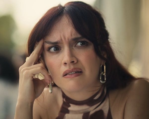 DAEMINI0N's tweet photo. the worst thing about show Alicent being a whiny wet wipe whose screen time is spent bathing, complaining, or w Criston Cole - is that Olivia would have eaten book Alicent the fuck up!

'The Girlfriend' only heightened this issue for me; WHY are we NOT letting actors shine??? https://t.co/H3RUSbfRJ7