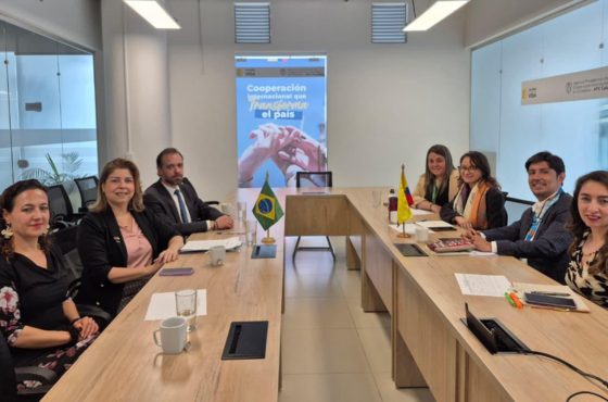 ABCgovBr's tweet photo. Entre os resultados, destacam-se a criação de um espaço permanente de diálogo técnico e o compartilhamento de experiências brasileiras em abastecimento e compras públicas.

Saiba mais: https://t.co/XctprXUwT1

#BrasilCoopera #AgriculturaFamiliar #SegurançaAlimentar https://t.co/GzbYerOnEh