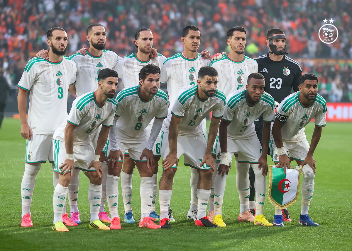 LesVerts's tweet photo. 📸
🇳🇱🆚🇩🇿

#LesVerts ⭐️⭐️ | #123VivaLAlgérie 🇩🇿 | #WorldCup2026 | #FIFAWORLDCUP https://t.co/MRvlEWQpPl