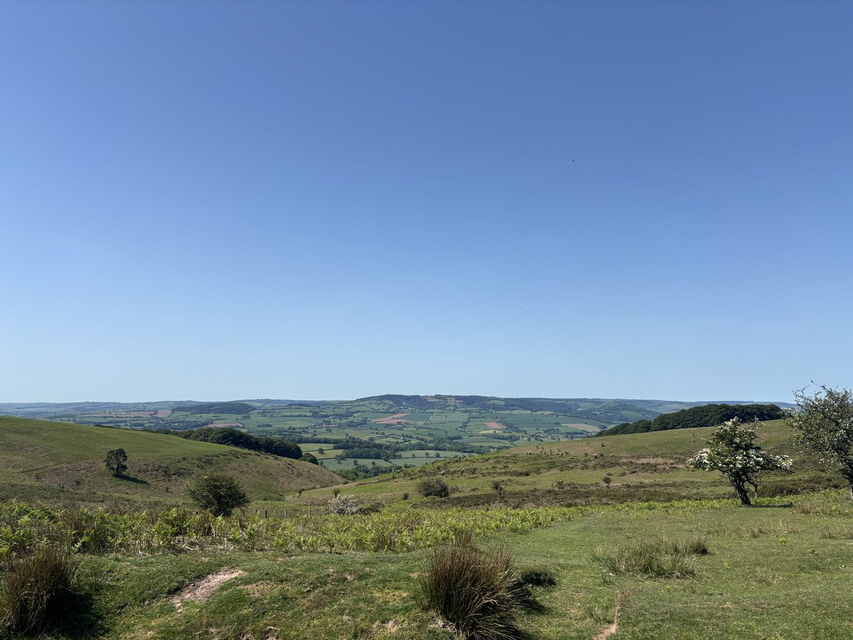SomersetDofE's tweet photo. #NationalVolunteersWeek thank you to all those who help with @SSEoutdoors gold residentials and all levels of expeditions - we always appreciate your support @DofE #Volunteers #Amazing https://t.co/Wr9WRuYGm2