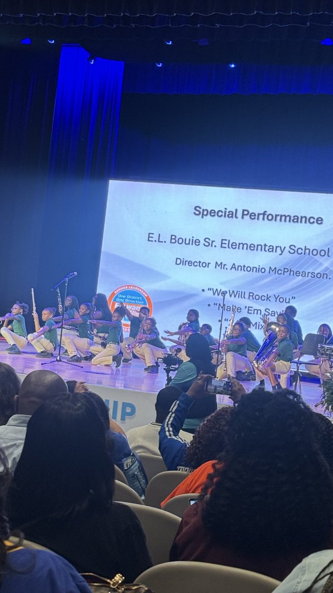 APGreen_LHS's tweet photo. Today concluded the @DeKalbSchools Summer Leadership Conference! From inspiring keynote speakers and talented student performances to impactful breakout sessions on Data Use, Instructional Leadership, Owning the Work, and more, the experience was both energizing and empowering. Our Interim Superintendent, @DrNormanCSauce3 closed with a powerful reminder that this work is a work of heart, challenging us to cultivate a village around our students and reflect on the legacy we will leave behind. #OneDistrictOneDirection #ForwardTogether #ForResults @MCWilkinsPhD @APDavisLHS @VachealHutchins @ItsMrHarvey5