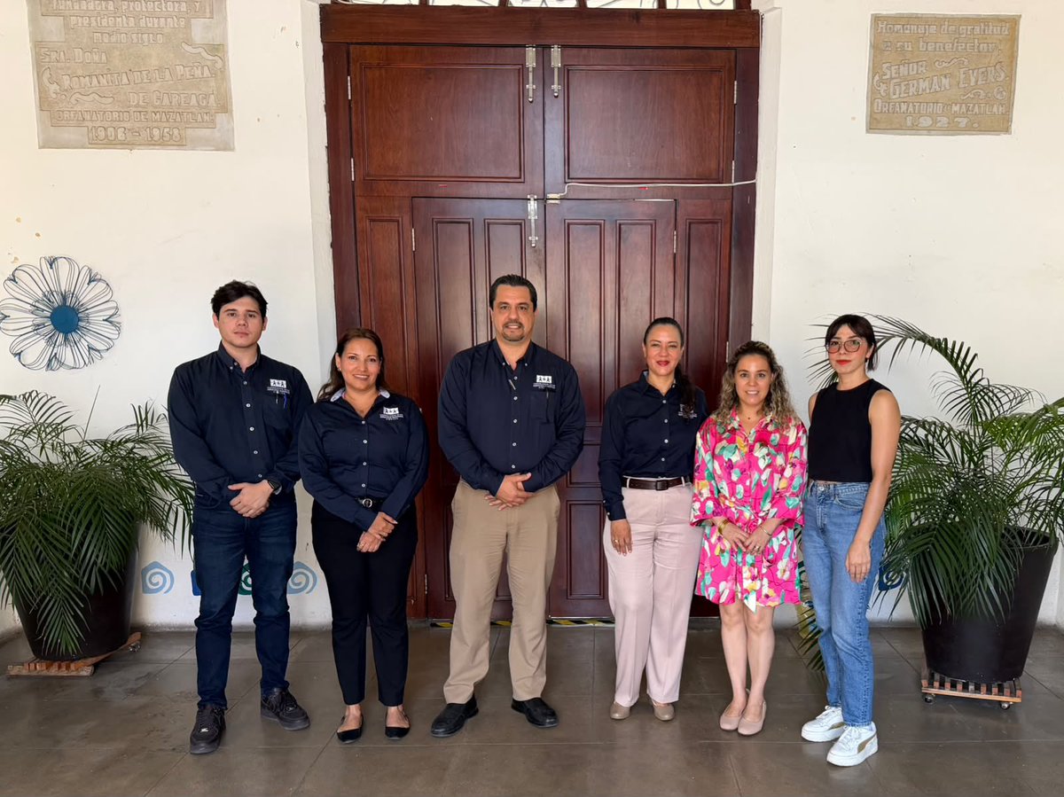 CEDHSinaloa's tweet photo. con el propósito de fortalecer los lazos de colaboración interinstitucional en favor de la protección y promoción de los derechos humanos de niñas, niños y adolescentes en situación de vulnerabilidad.

#DerechosHumanos https://t.co/bVlpBREsCw