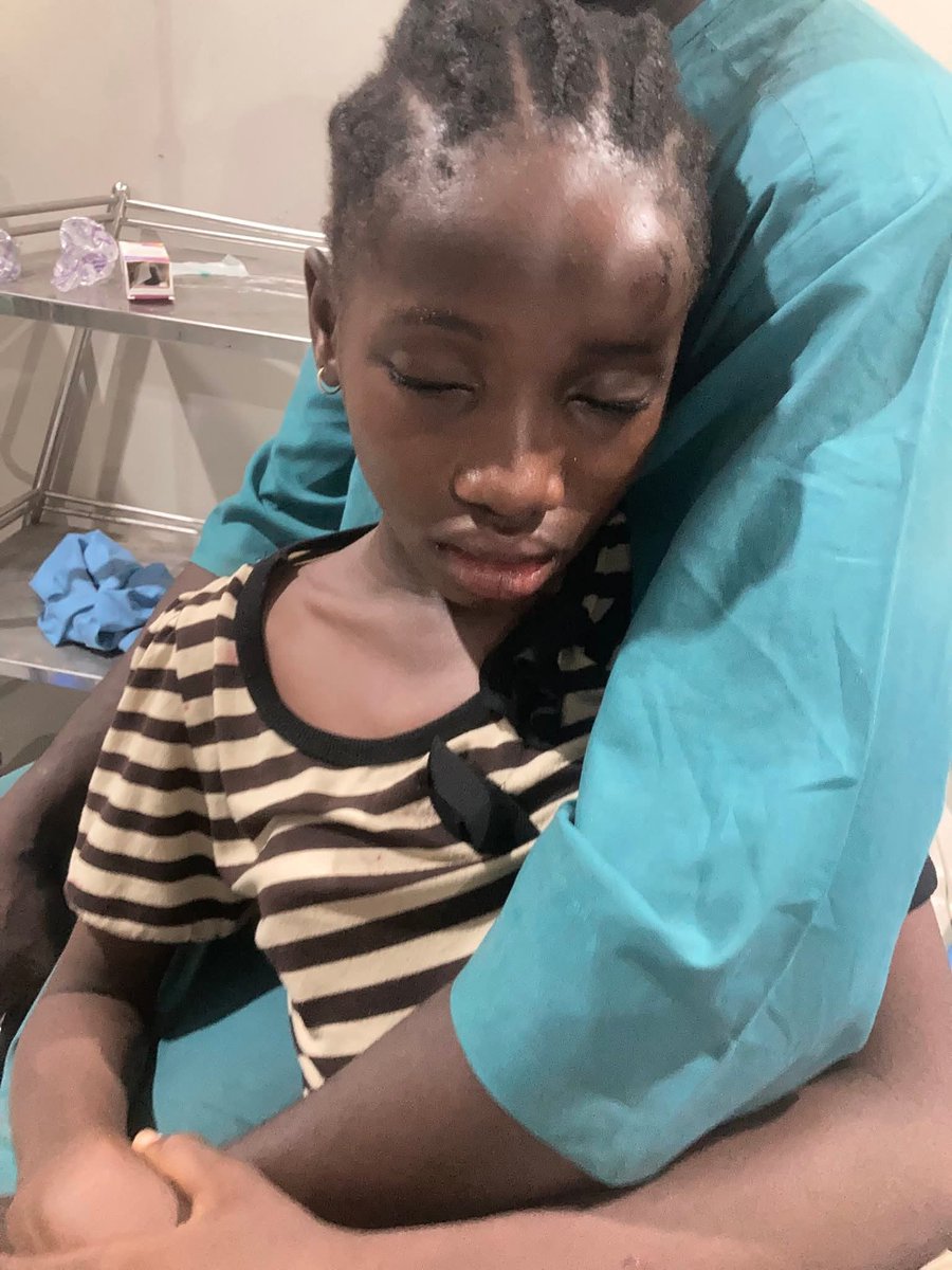 His_Serah's tweet photo. Please and please this girl just had an accident now and she can’t even talk so that we can locate her house please if there’s is someone that knows her or her parents 🙏

Call this number 09036348211 https://t.co/BjZg1amlvu