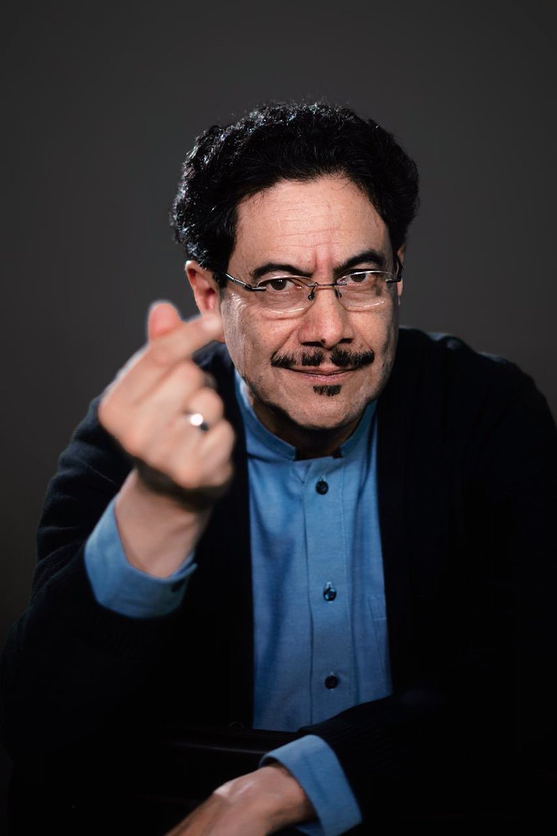dumpcontentonly's tweet photo. @IvanCepedaCast Iván, me parece muy linda la idea de la foto, pero pídele a tu equipo de comunicaciones que las editen bien, que te hagan un buen trabajo de edición y color. Aunque no parezca, visualmente eso puede afectar mucho la manera en que la gente percibe lo que ve. https://t.co/FEkhxjKM6k