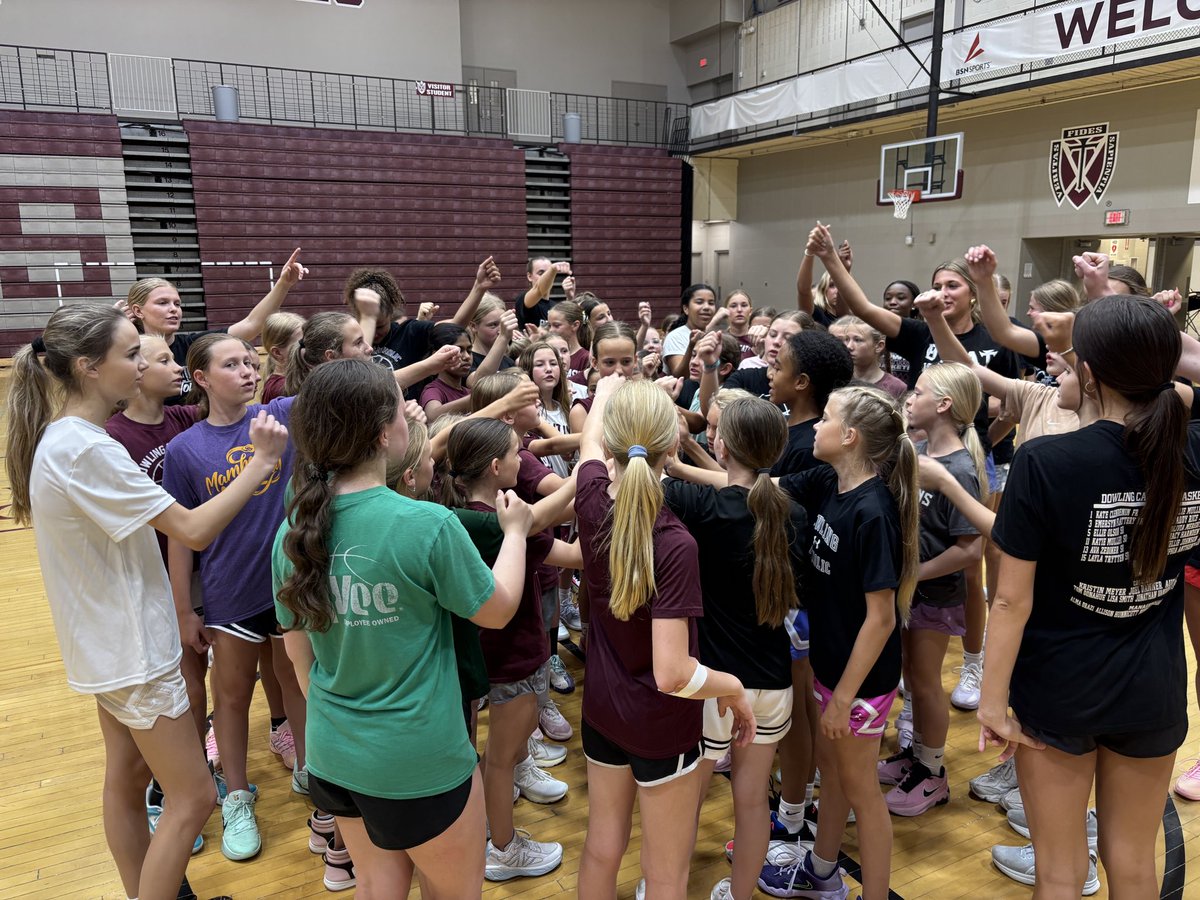 dchsgbb's tweet photo. We had a really competitive, high energy 1st day of camp with our 5th-7th graders today! It’s great being back in the gym with future Maroons! https://t.co/kR5VPwPERQ