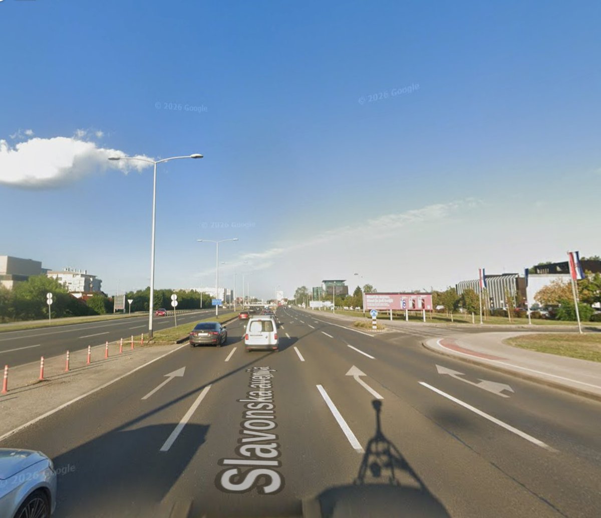 vedran425's tweet photo. @Chels1an @KiddSpade1 That's a fair point, same way I avoid walking/cycling down some routes here, just a straight, boring path along a road, although it's wide and with a bicycle lane.
One of my least favorite parts in Zagreb: https://t.co/dReuqmv2KE