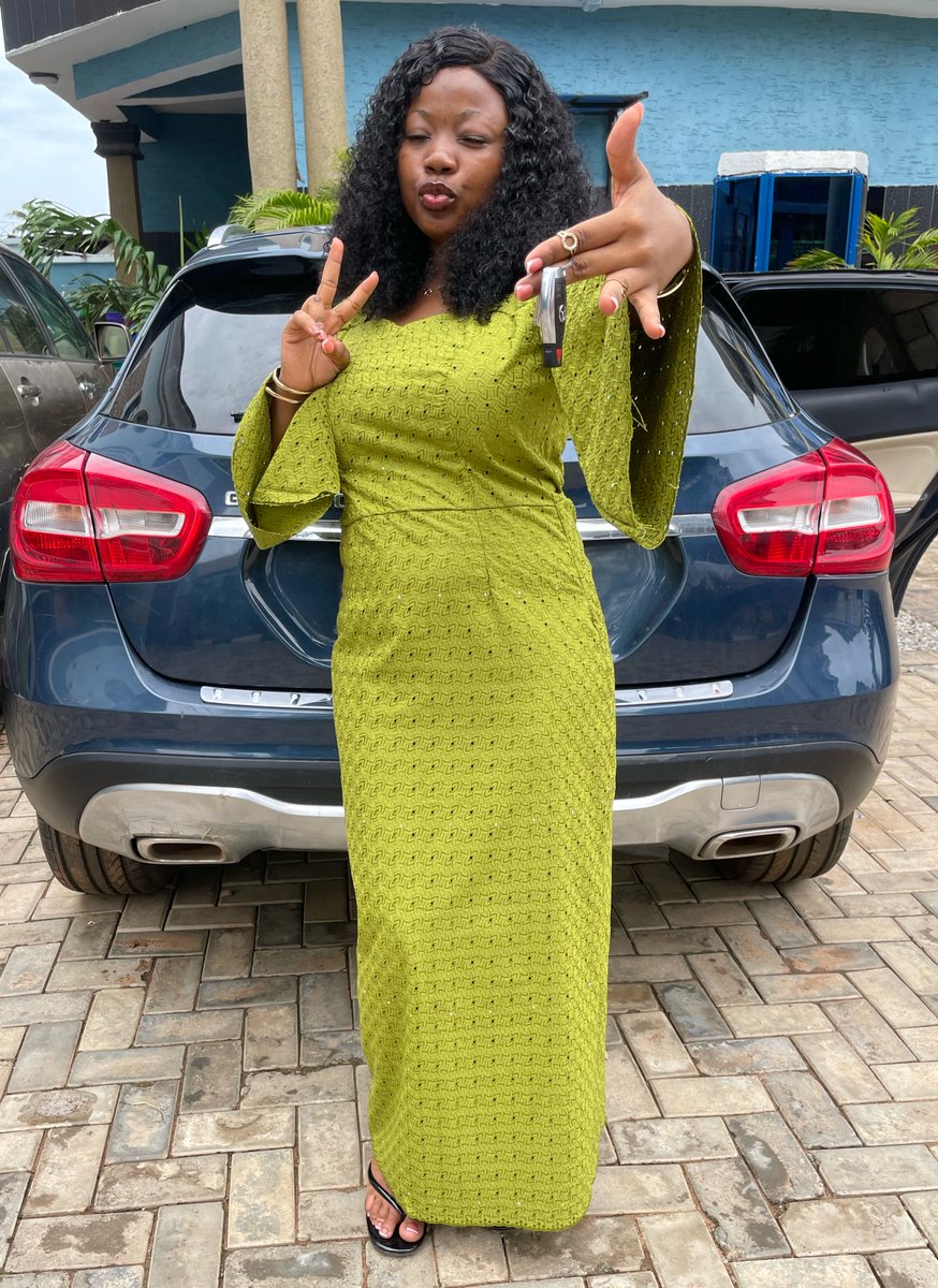 diaa_tr3des's tweet photo. Get in jor😭🥺
After 2 years of learning how to drive, I now have my own personal car
Tell me congratulations 🫠 https://t.co/EXeYqqT2LF