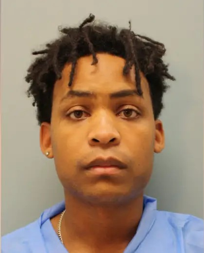 FBIHouston's tweet photo. Alleged murderer Javian Dequan Paley continues to pose a danger to our Houston community. We're offering up to $5,000 to whoever helps FBI Houston and @HCSOTexas put him behind bars!

Call 1-800-CALL-FBI or submit tips online at https://t.co/G7iWD3XYeH. #HouNews https://t.co/9nfXRPA378