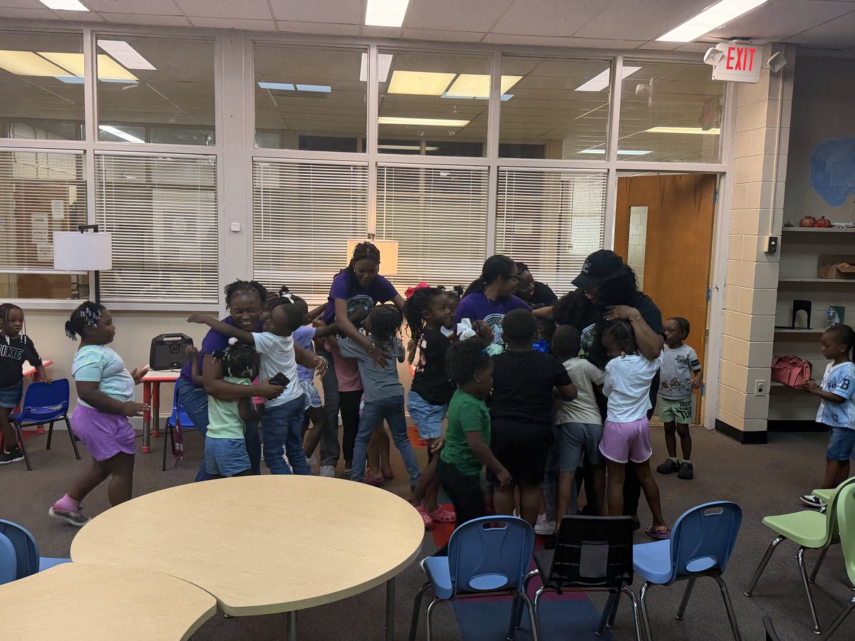 DFCofDC's tweet photo. 📍Our first visit to McRae is in the books! We had a great time sharing our Drug-Free Pep Rally and encouraging students to make positive choices this summer. Thank you for welcoming us—we can’t wait to see where the Summer of Hope Tour 2026 takes us next! 💙☀️ #SummerOfHope2026 https://t.co/194rL4UWxp