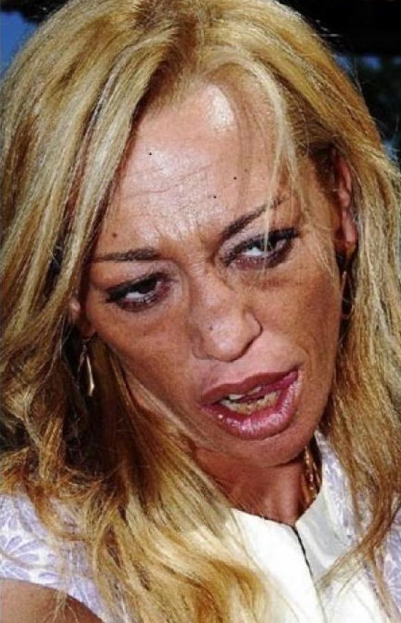 soofrito's tweet photo. Yo no lo llamaría precisamente genética, ya que con 35 años tenía este aspecto https://t.co/bQLdYoEPfE