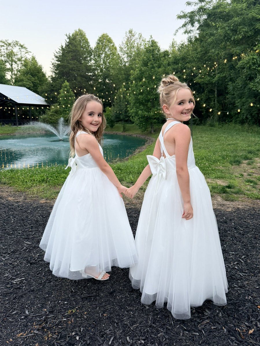 TarletonPrez's tweet photo. Our “Hurley Circle” has grown by one with the addition of our new daughter-in-law. Last night we celebrated the wonderful wedding and marriage Drew and Makenna HURLEY! ❤️💍💒 #ProudDad https://t.co/MIaRu9nuWV