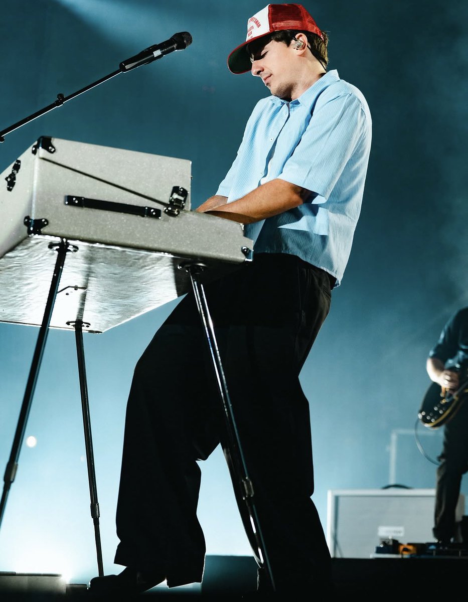 CPuthAccess's tweet photo. 「 Whatever’s Clever! Tour 」
Charlie Puth during Whatever’s Clever! Tour in Charlotte [2/3] — June 3, 2026

📸: whateversclever IG https://t.co/vB9tcBIXWx