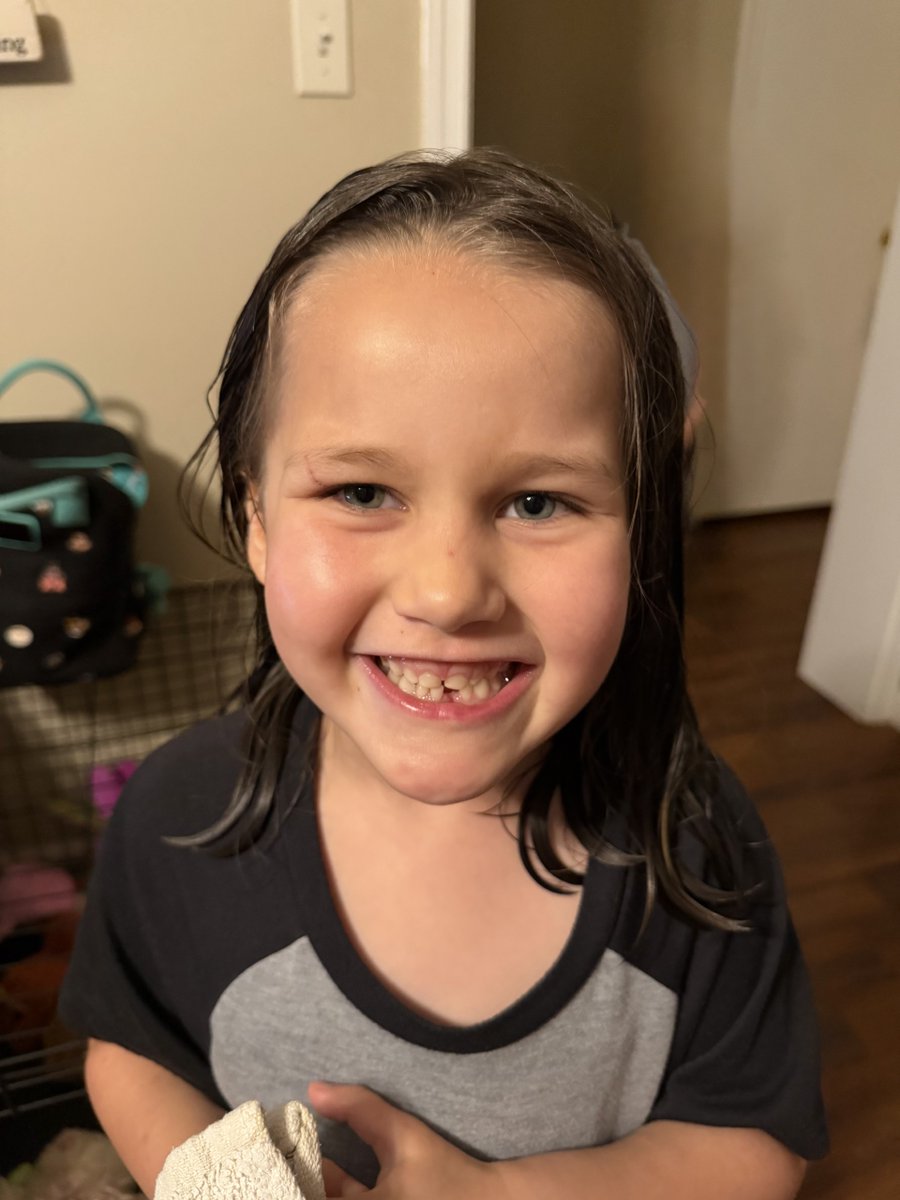 StBaldricks's tweet photo. The ordinary moments mean everything after childhood cancer.

For Ambassador Laurel’s family, chores, dance photos, and family trips are reminders of how far she’s come since her leukemia diagnosis. 💪

Read her story and learn why research is key: https://t.co/PkwrUsdY9Y https://t.co/TmchWmV55G