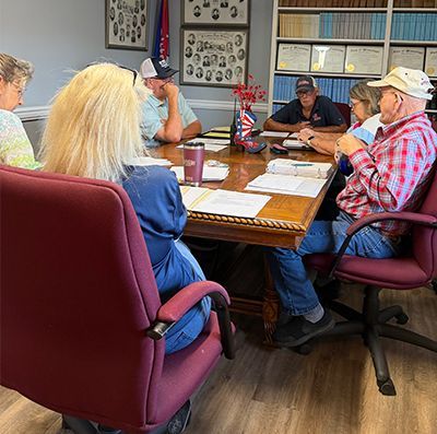 CalhCoJournal's tweet photo. Pittsboro awards bids for surplus equipment; discusses meter at schoolhouse well https://t.co/DLGdZTjUu1 https://t.co/Q5aNKOeaJv