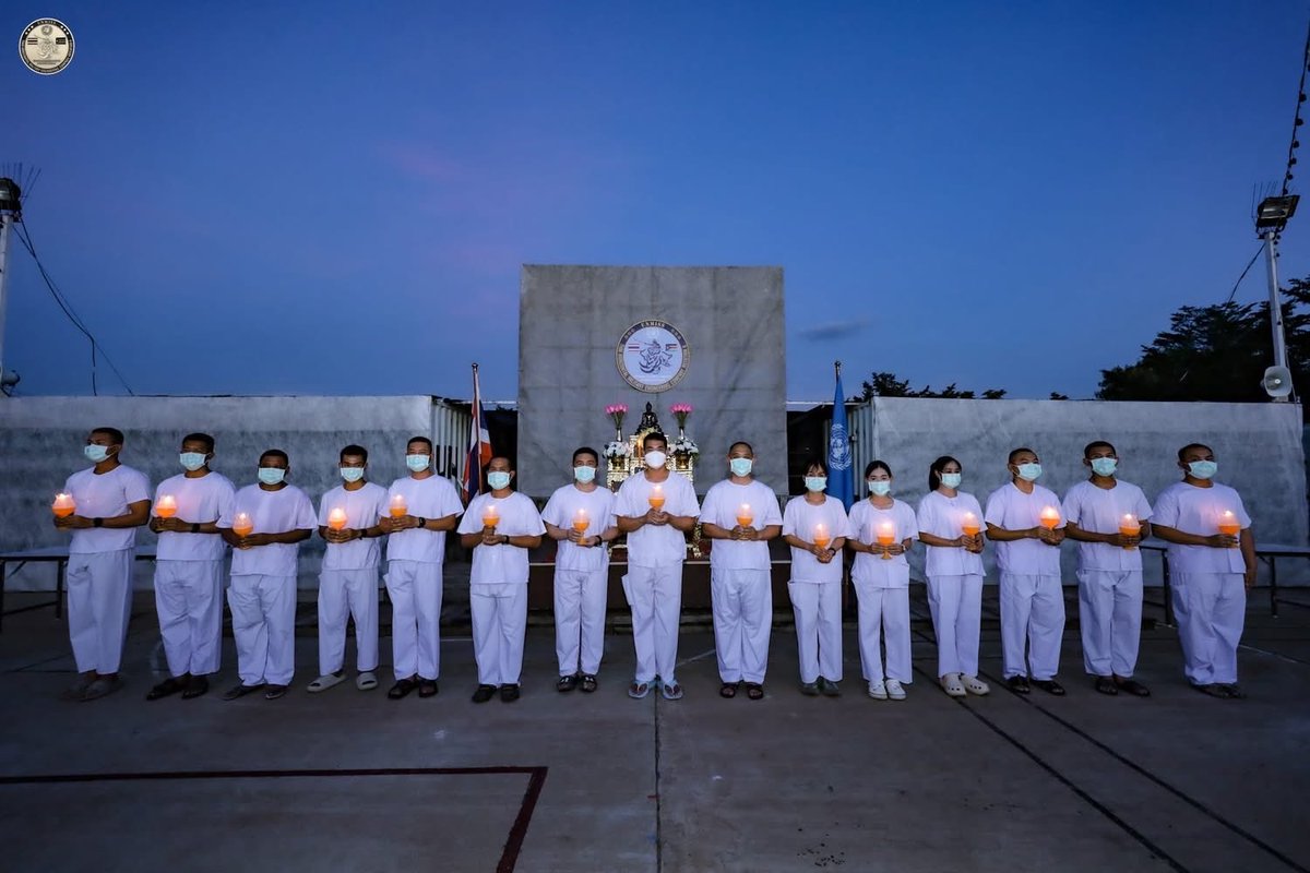 THAIHMEC's tweet photo. THAI HMEC จัดกิจกรรมเวียนเทียนเนื่องในวันวิสาขบูชา

กองร้อยทหารช่างเฉพาะกิจ ไทย/เซาท์ซูดาน ผลัดที่ 6 จัดกิจกรรมเวียนเทียนเนื่องในวัน วิสาขบูชา ณ ที่ตั้งหน่วย ภายใต้ภารกิจรักษาสันติภาพของสหประชาชาติ ณ สาธารณรัฐเซาท์ซูดาน https://t.co/YcLYG0gQDK