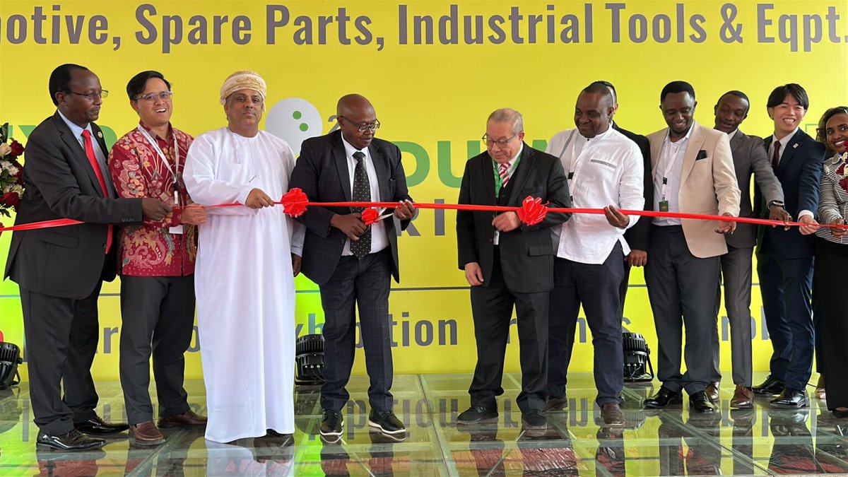 DigitalJlc28's tweet photo. Kenya Autoexpo 2026 is underway in Nairobi, bringing together manufacturers, suppliers, retailers, investors and mobility innovators from over 30 countries. 

https://t.co/3Yh2Xl0x2P

#KenyaAutoexpo2026 #Business #Manufacturing #Trade #Investment #AutomotiveIndustry https://t.co/Juiwi5VtXL